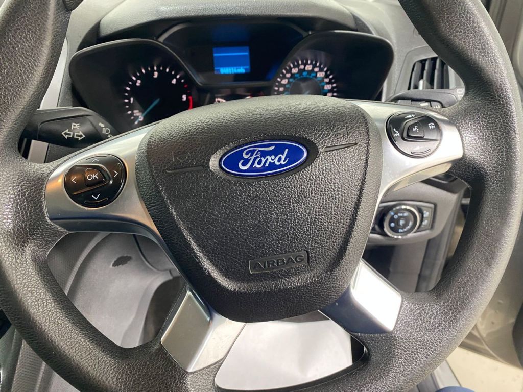 Used Ford Tourneo Connect 2017 for sale - 76449456: Photo 16