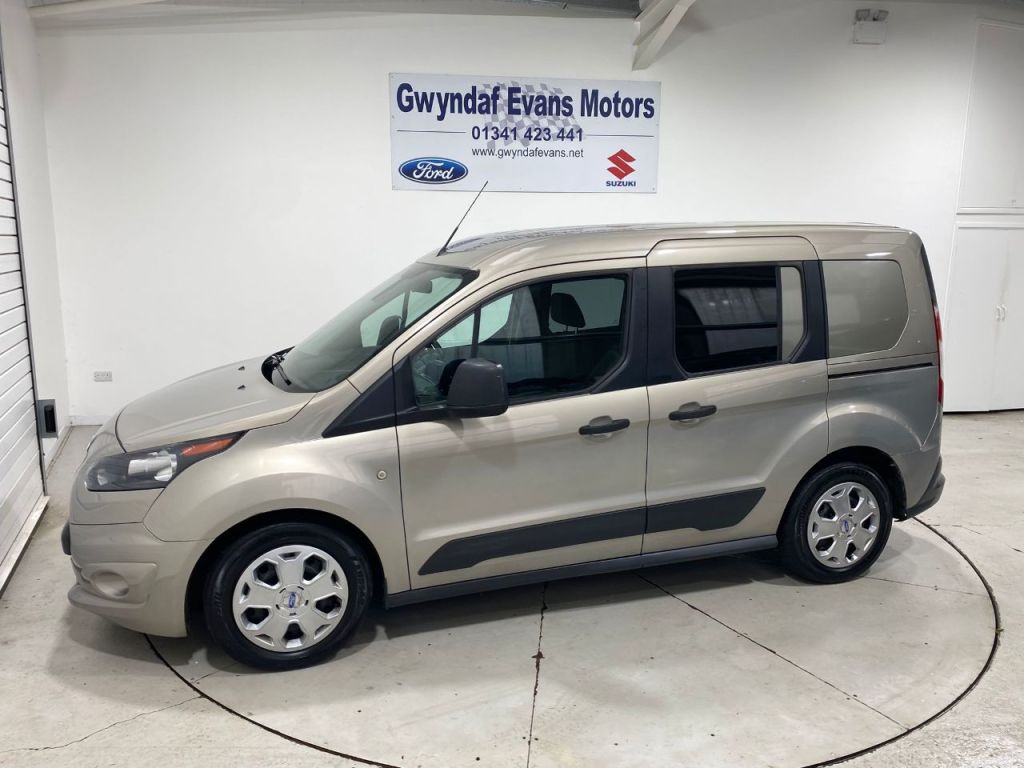 Used Ford Tourneo Connect 2017 for sale - 76449456: Photo 25