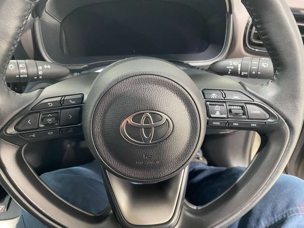 Used Toyota Yaris Cross 2024 for sale - 76863140: Photo 22