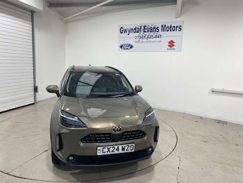 Used Toyota Yaris Cross 2024 for sale - 76863140: Photo