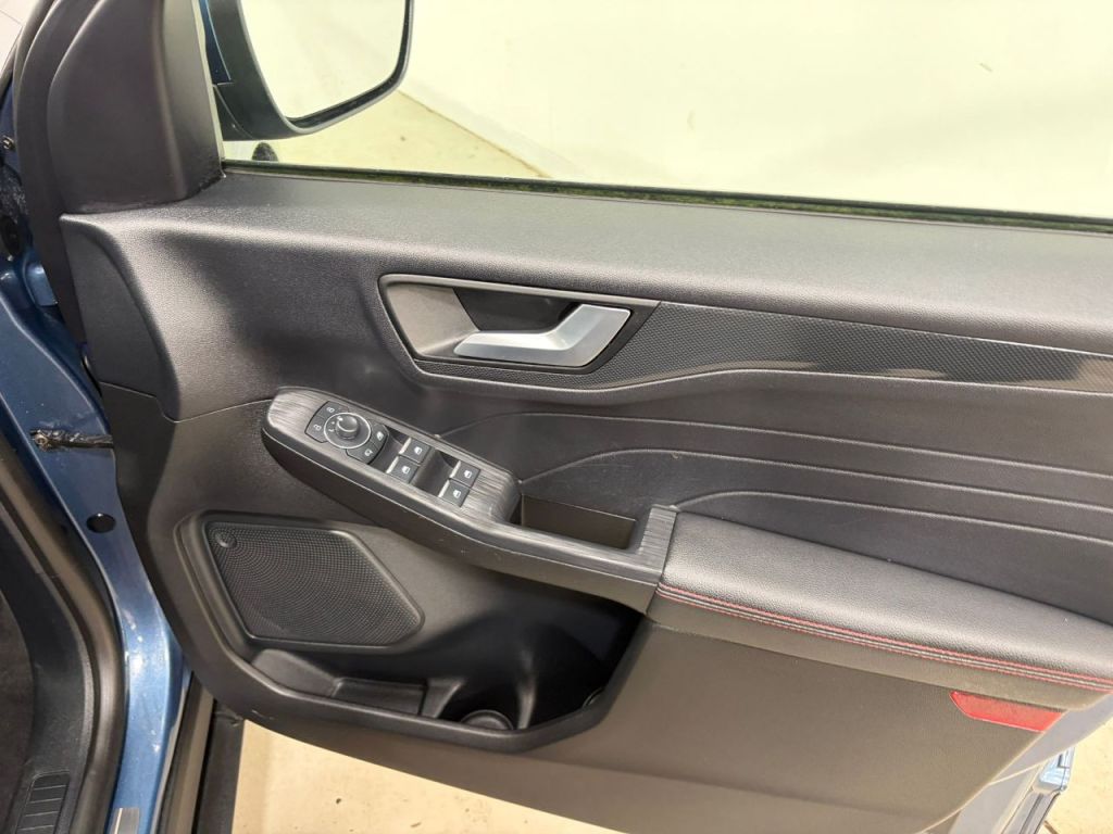 Used Ford Kuga 2023 for sale - 78110118: Photo 4