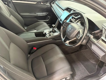 Used Honda Civic 2018 for sale - 79177835: Photo