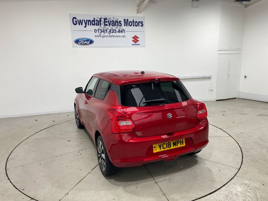 Used Suzuki Swift 2018 for sale - 76798609: Photo 3