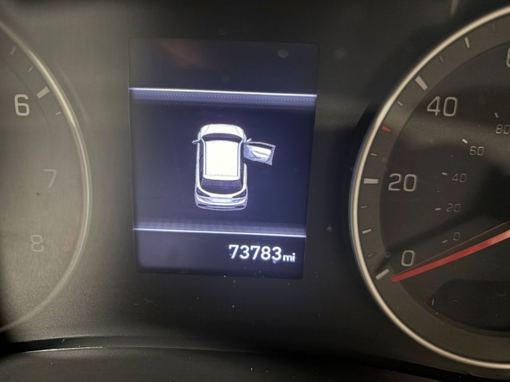 Used Hyundai i20 2018 for sale - 77245358: Photo 11