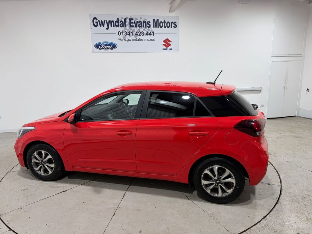 Used Hyundai i20 2018 for sale - 77245358: Photo 14