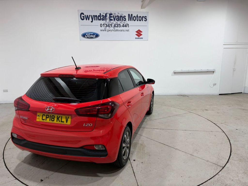 Used Hyundai i20 2018 for sale - 77245358: Photo 6