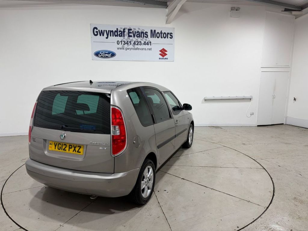 Used Skoda Roomster 2012 for sale - 77171483: Photo 3