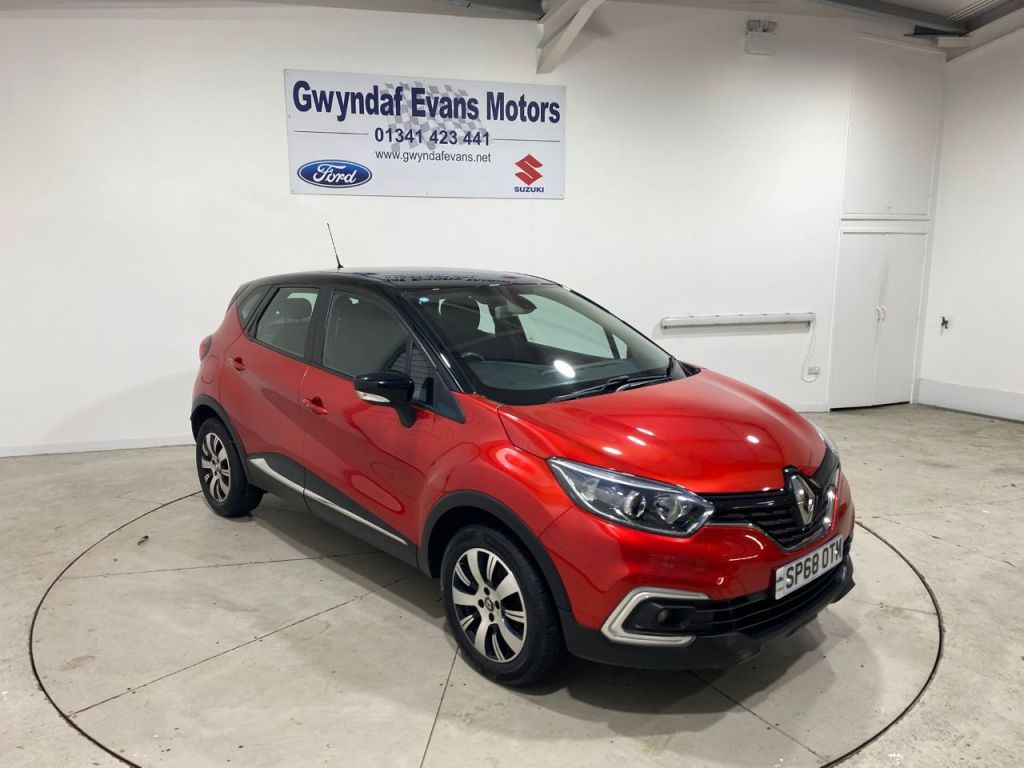 Used Renault Captur 2018 for sale - 76922737: Photo 1