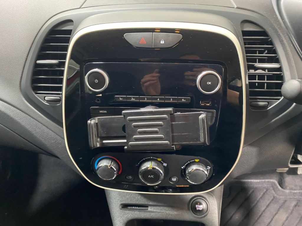 Used Renault Captur 2018 for sale - 76922737: Photo 14