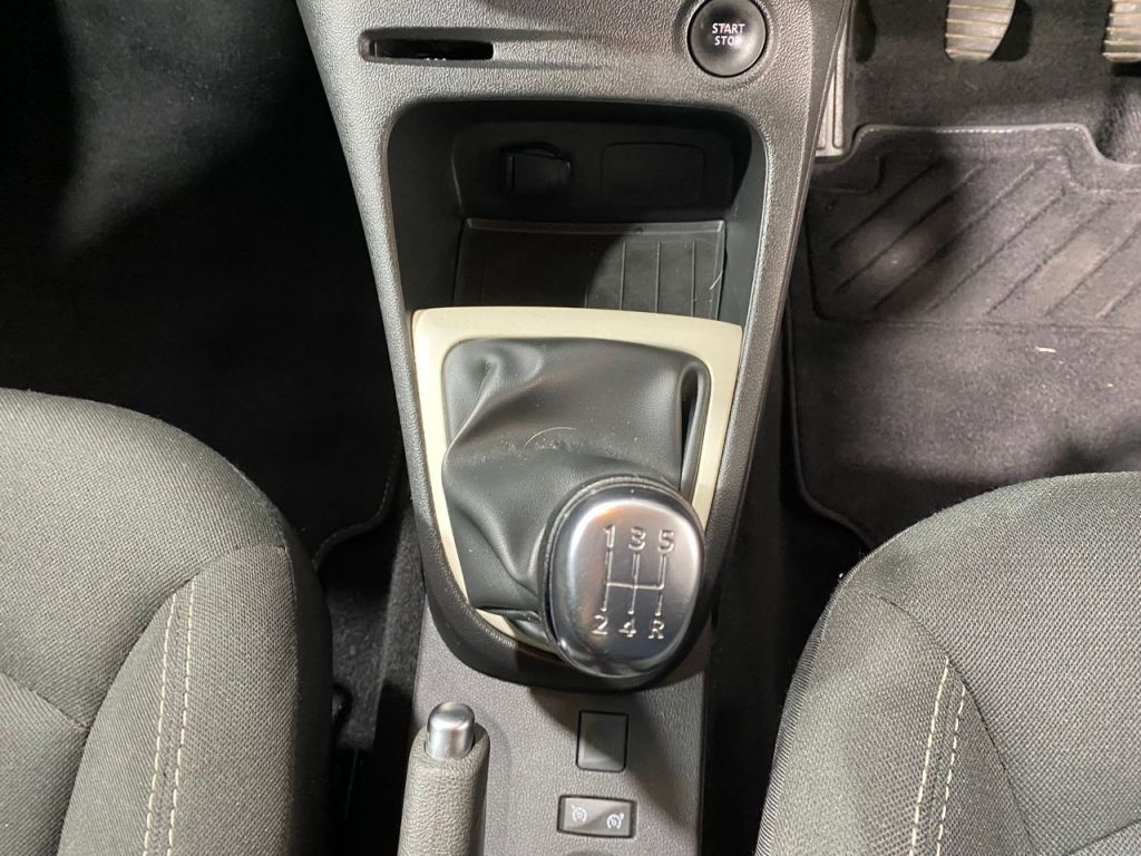 Used Renault Captur 2018 for sale - 76922737: Photo 16