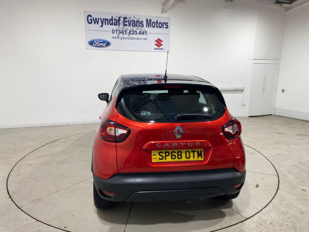 Used Renault Captur 2018 for sale - 76922737: Photo 19