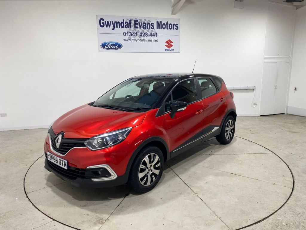 Used Renault Captur 2018 for sale - 76922737: Photo 3