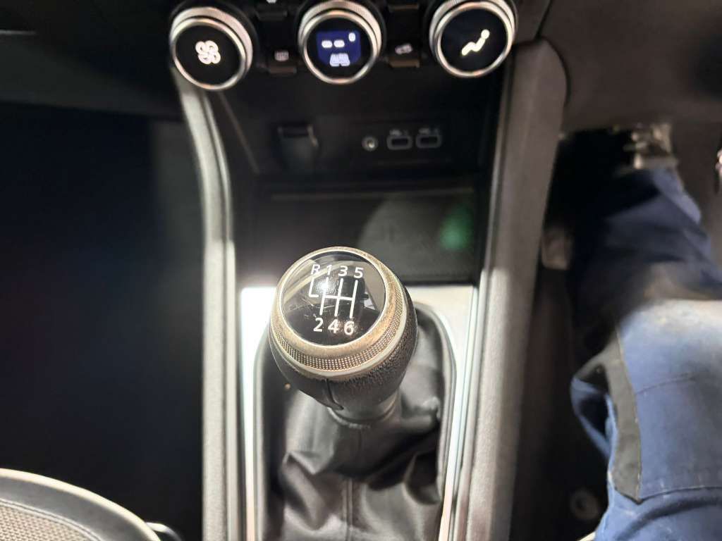 Used Renault Captur 2024 for sale - 77394070: Photo 13