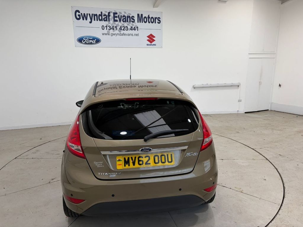 Used Ford Fiesta 2012 for sale - 77937180: Photo 5