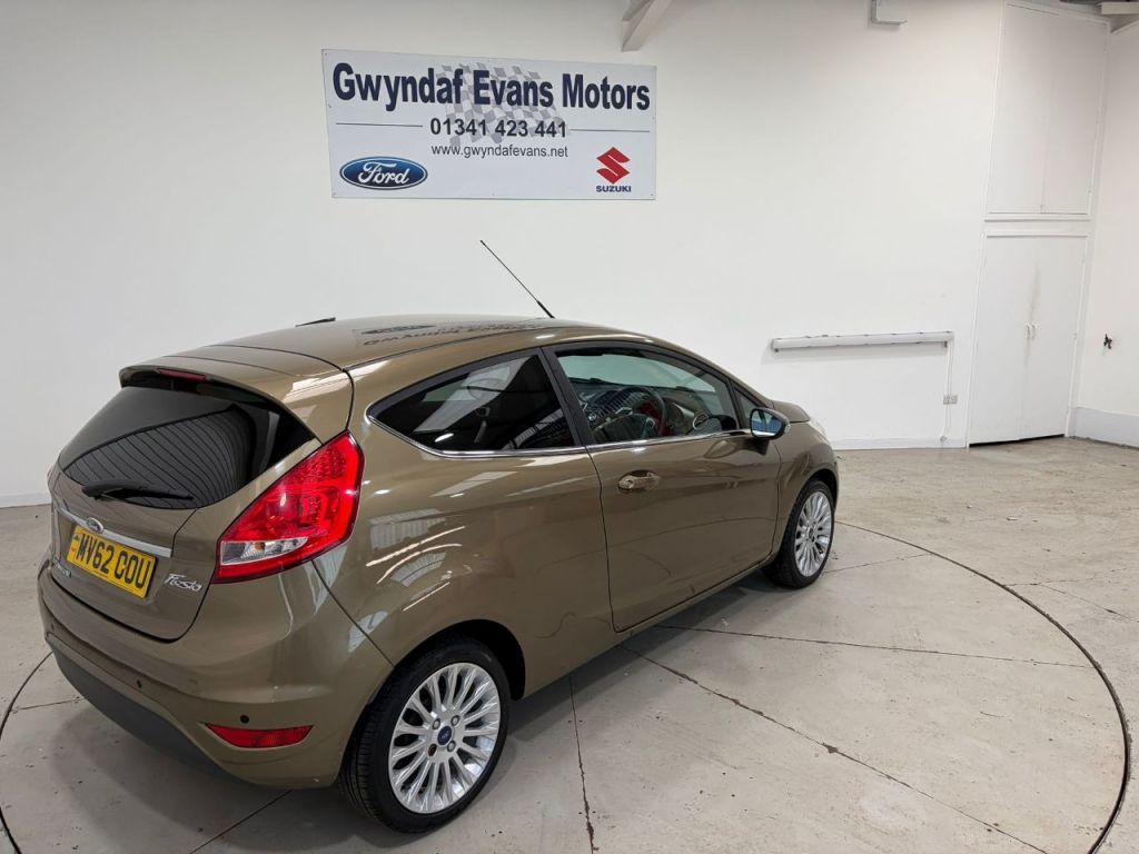 Used Ford Fiesta 2012 for sale - 77937180: Photo 9