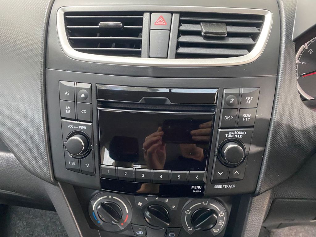 Used Suzuki Swift 2013 for sale - 76895948: Photo 15