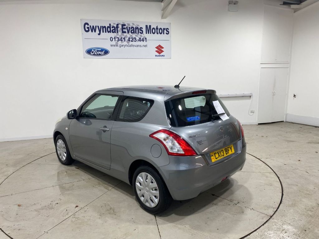 Used Suzuki Swift 2013 for sale - 76895948: Photo 16