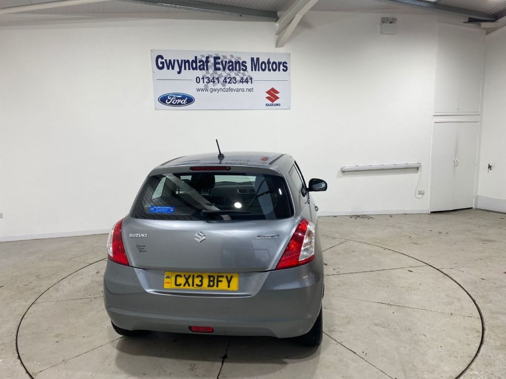 Used Suzuki Swift 2013 for sale - 76895948: Photo 5