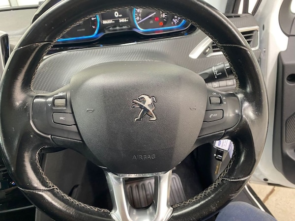 Used Peugeot 2008 2018 for sale - 76255840: Photo 17