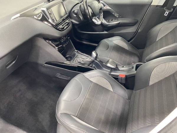Used Peugeot 2008 2018 for sale - 76255840: Photo 25