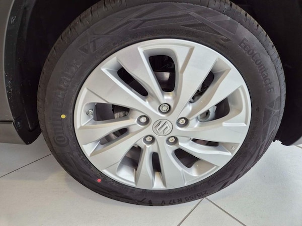 Used Suzuki SX4 S-Cross 2025 for sale - 76147254: Photo 32