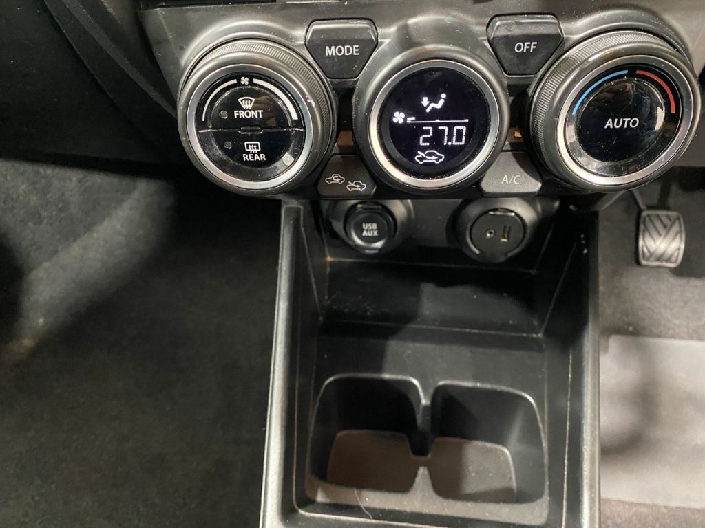 Used Suzuki Swift 2018 for sale - 76972906: Photo 11