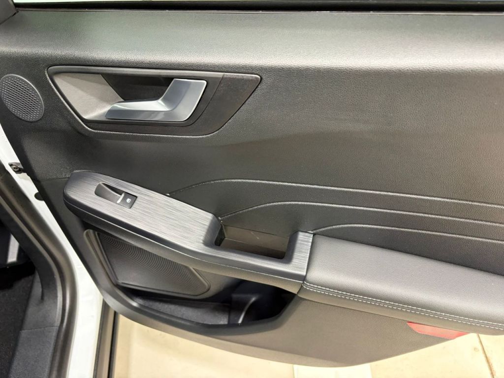 Used Ford Kuga 2025 for sale - 77915941: Photo 24