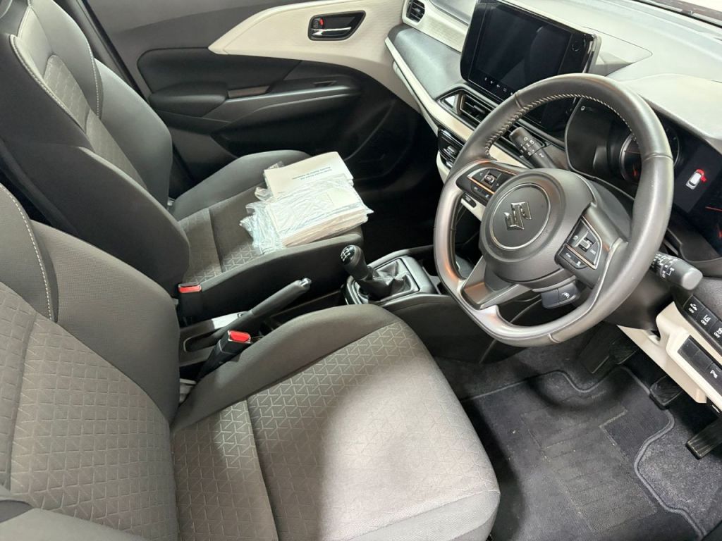 Used Suzuki Swift 2025 for sale - 77692417: Photo 2