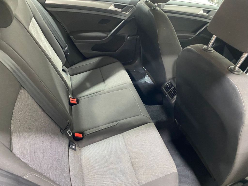 Used Volkswagen Golf 2013 for sale - 76895952: Photo 18