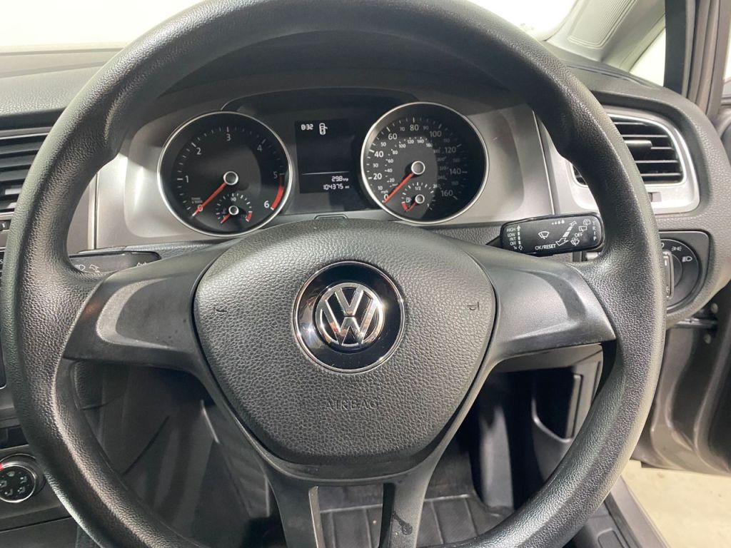 Used Volkswagen Golf 2013 for sale - 76895952: Photo 2