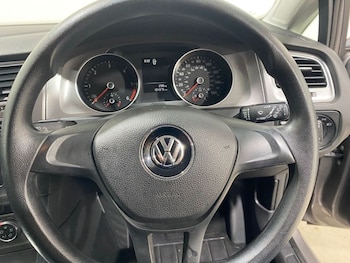 Used Volkswagen Golf 2013 for sale - 76895952: Photo