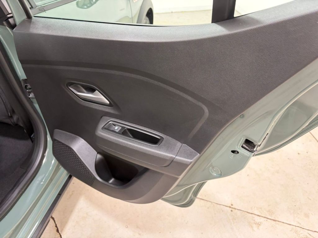 Used Dacia Sandero Stepway 2023 for sale - 78095725: Photo 17