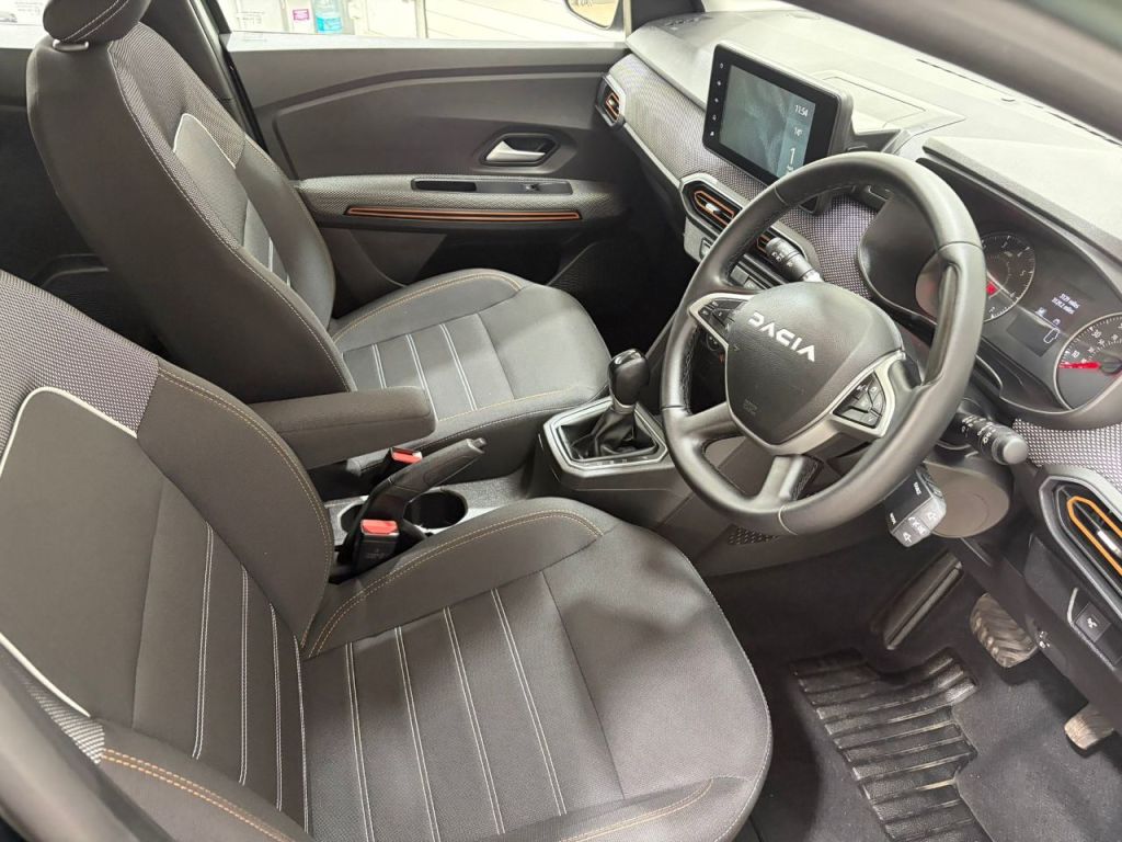 Used Dacia Sandero Stepway 2023 for sale - 78095725: Photo 2