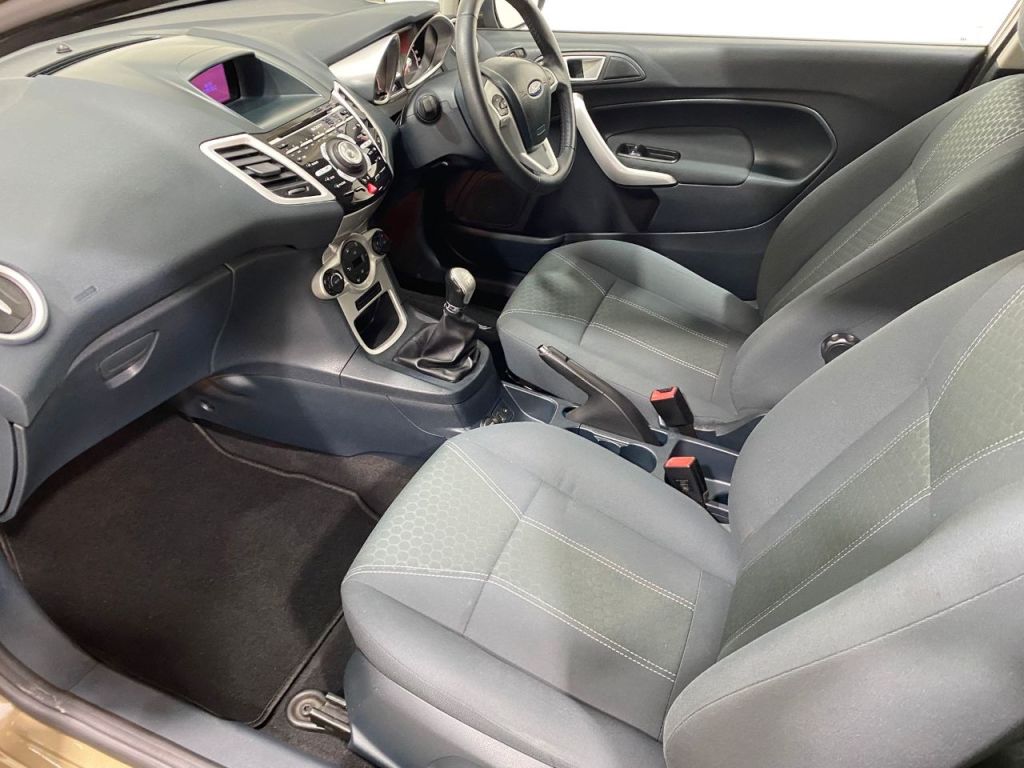 Used Ford Fiesta 2012 for sale - 76345068: Photo 16