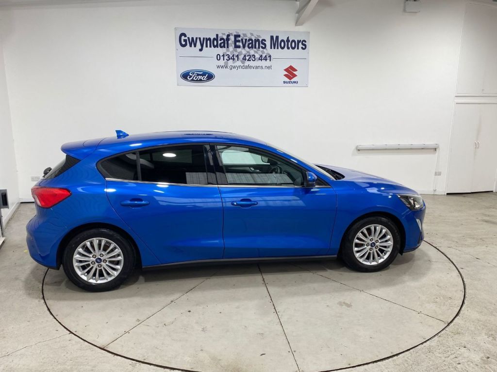 Used Ford Focus 2020 for sale - 76235179: Photo 11