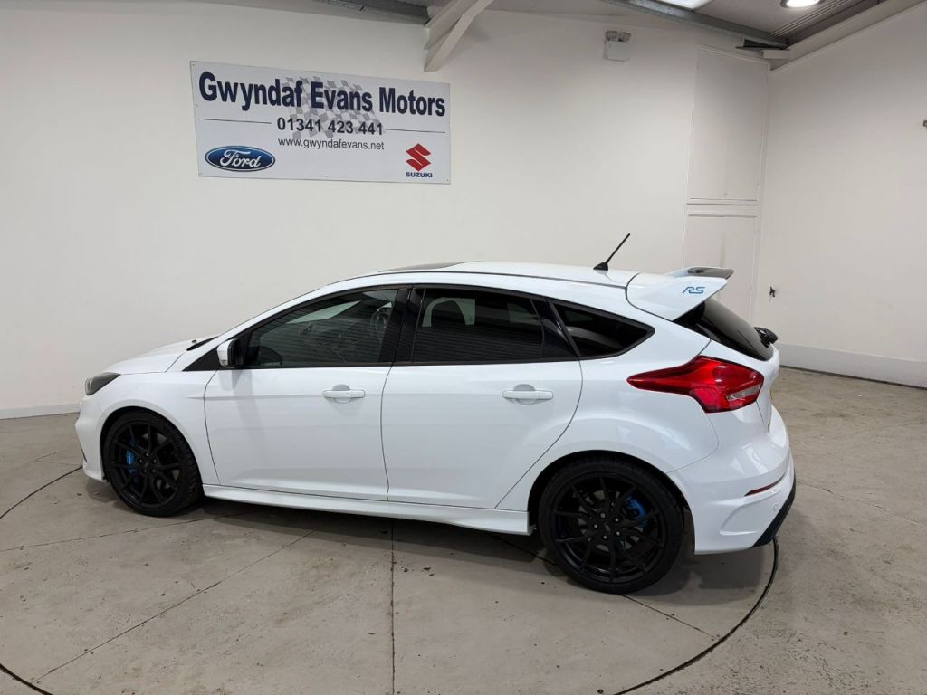 Used Ford Focus 2017 for sale - 77200635: Photo 11
