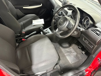 Used Suzuki Swift 2020 for sale - 77904567: Photo