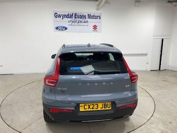 Used Volvo XC40 2023 for sale - 76222940: Photo