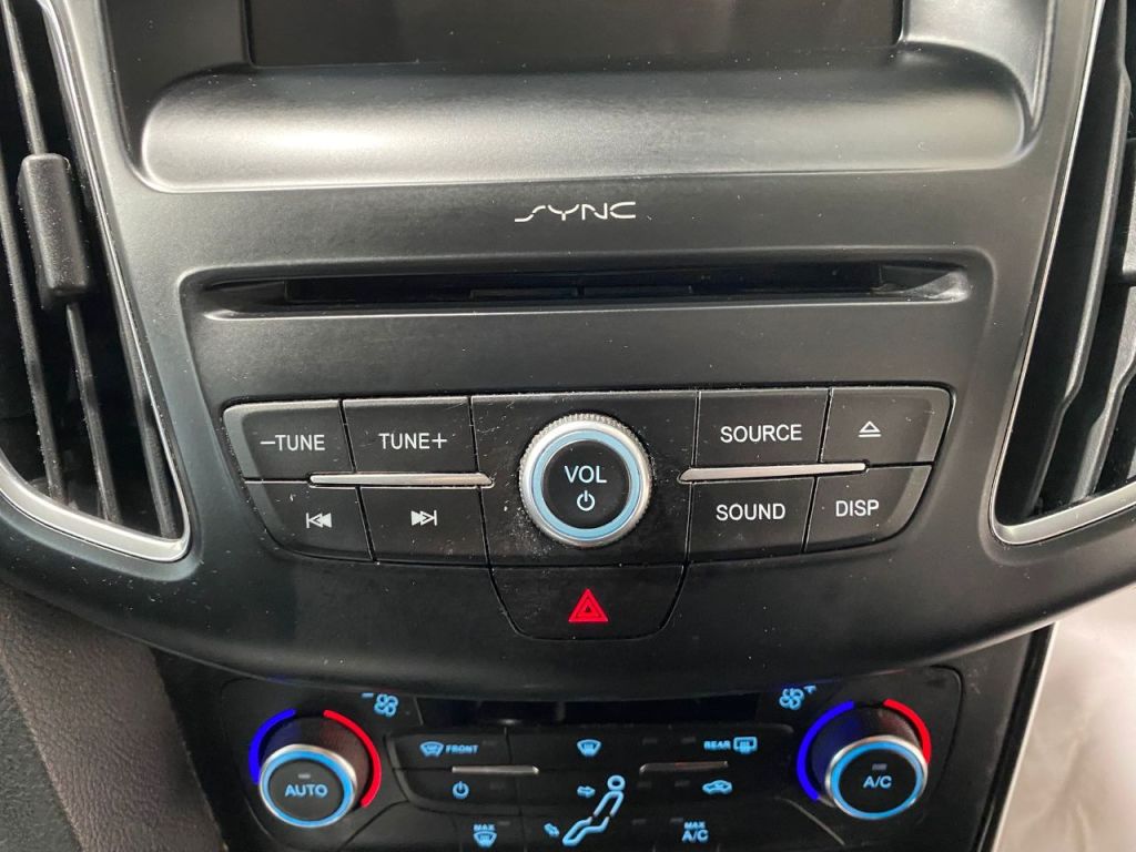 Used Ford Focus 2018 for sale - 76469386: Photo 14