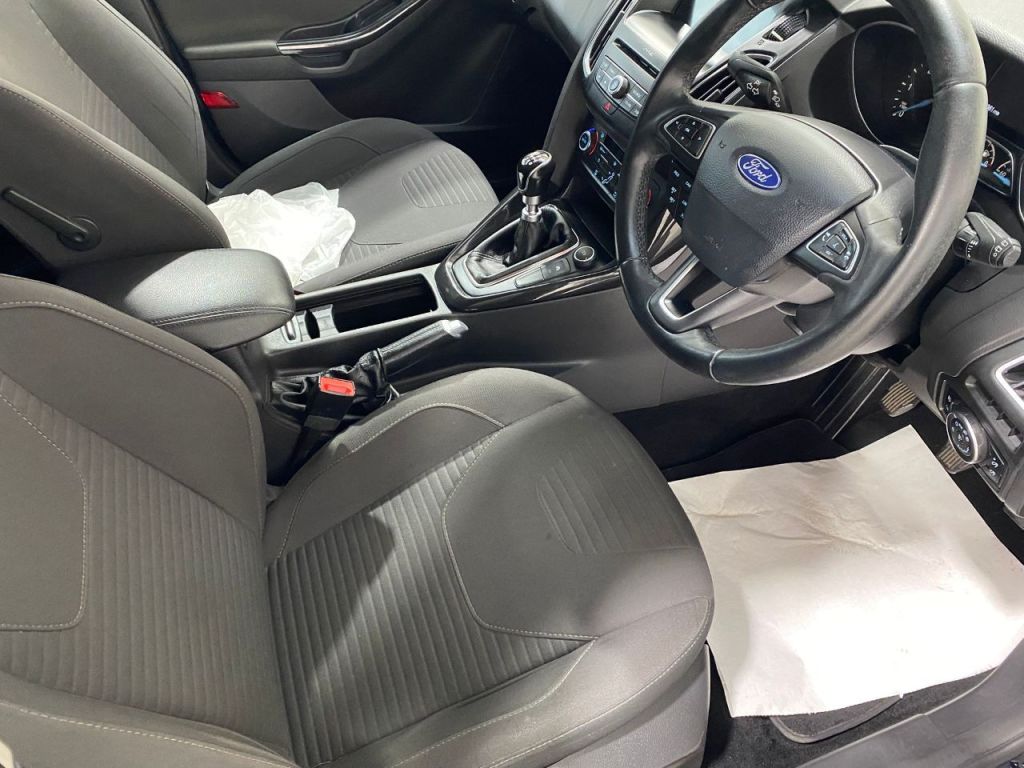 Used Ford Focus 2018 for sale - 76469386: Photo 6