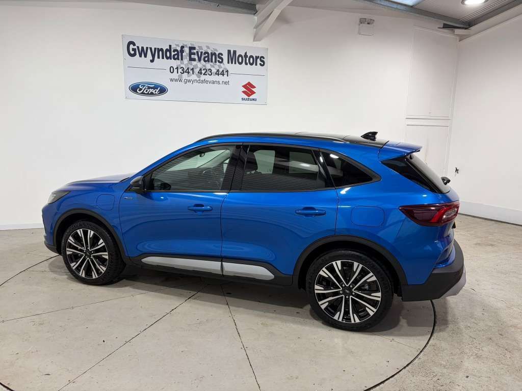 Used Ford Kuga 2024 for sale - 77236144: Photo 4