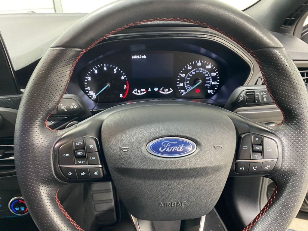 Used Ford Focus 2018 for sale - 76909656: Photo 14