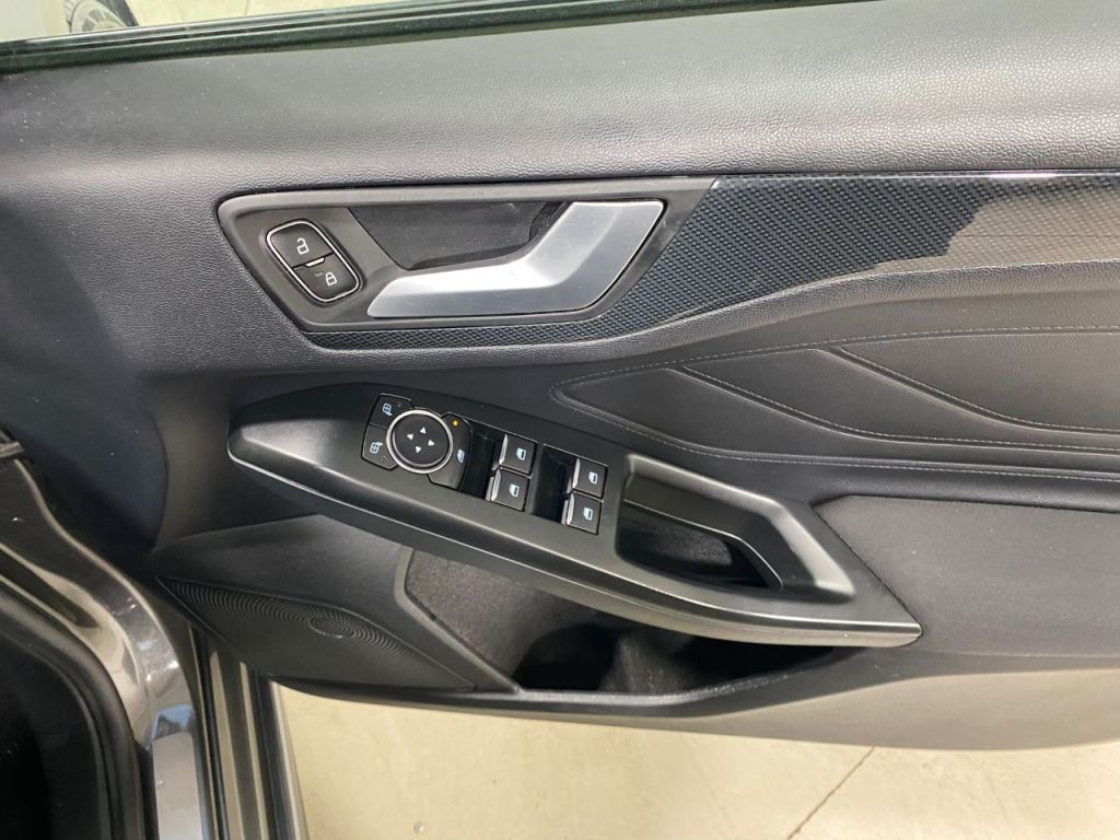 Used Ford Focus 2018 for sale - 76909656: Photo 16