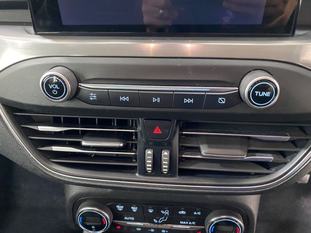 Used Ford Focus 2020 for sale - 76428952: Photo 12