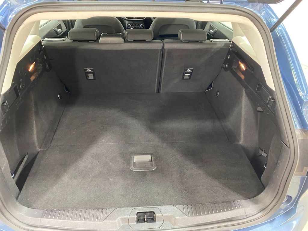 Used Ford Focus 2020 for sale - 76428952: Photo 21