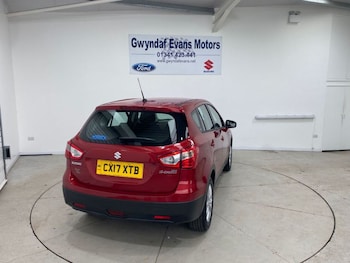 Used Suzuki SX4 S-Cross 2017 for sale - 76184905: Photo 3