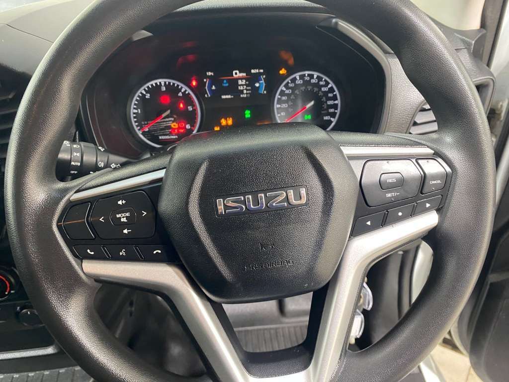 Used Isuzu D-Max 2021 for sale - 77323736: Photo 24