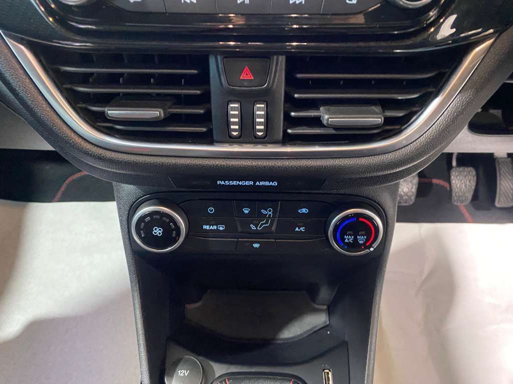 Used Ford Fiesta 2022 for sale - 76641952: Photo 18