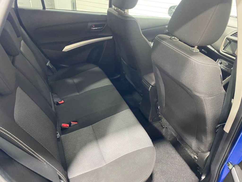 Used Suzuki SX4 S-Cross 2016 for sale - 76603791: Photo 8