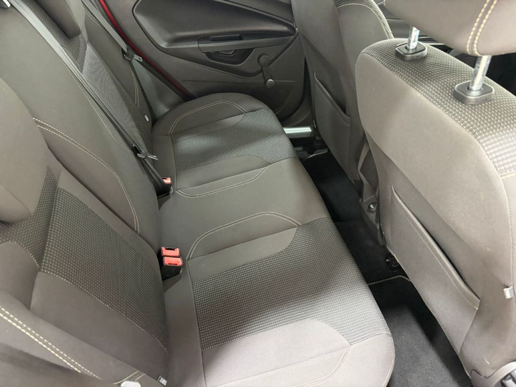 Used Ford Fiesta 2015 for sale - 78025972: Photo 18